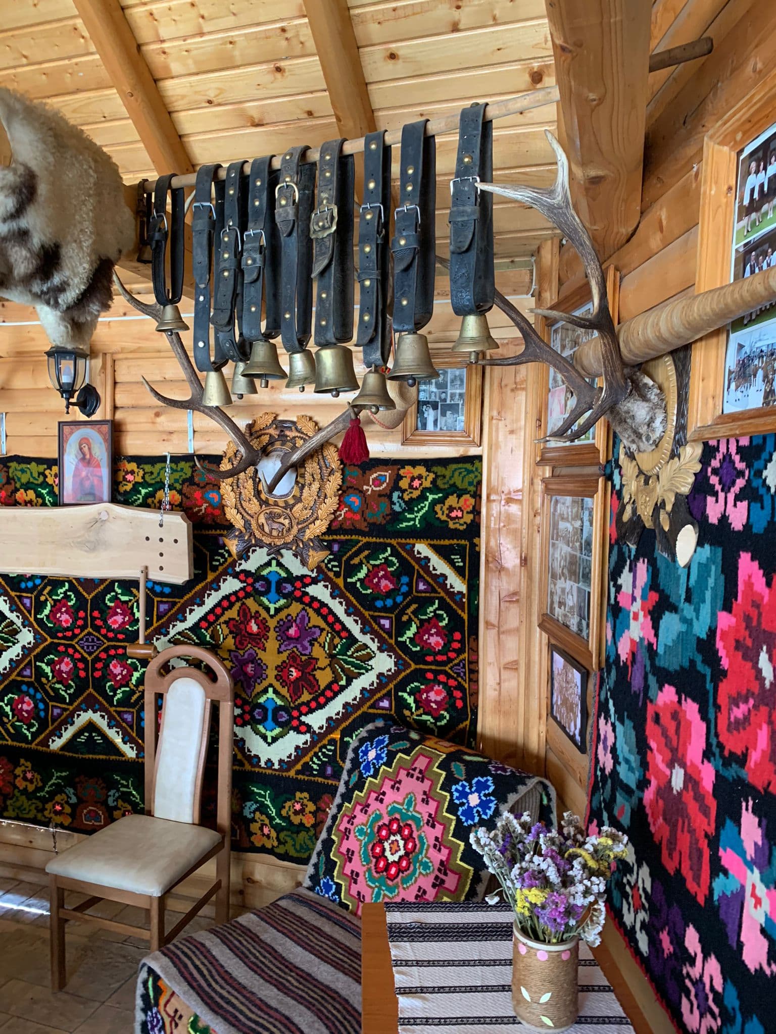 Casa de pe Deal Sadova - Imagine 14