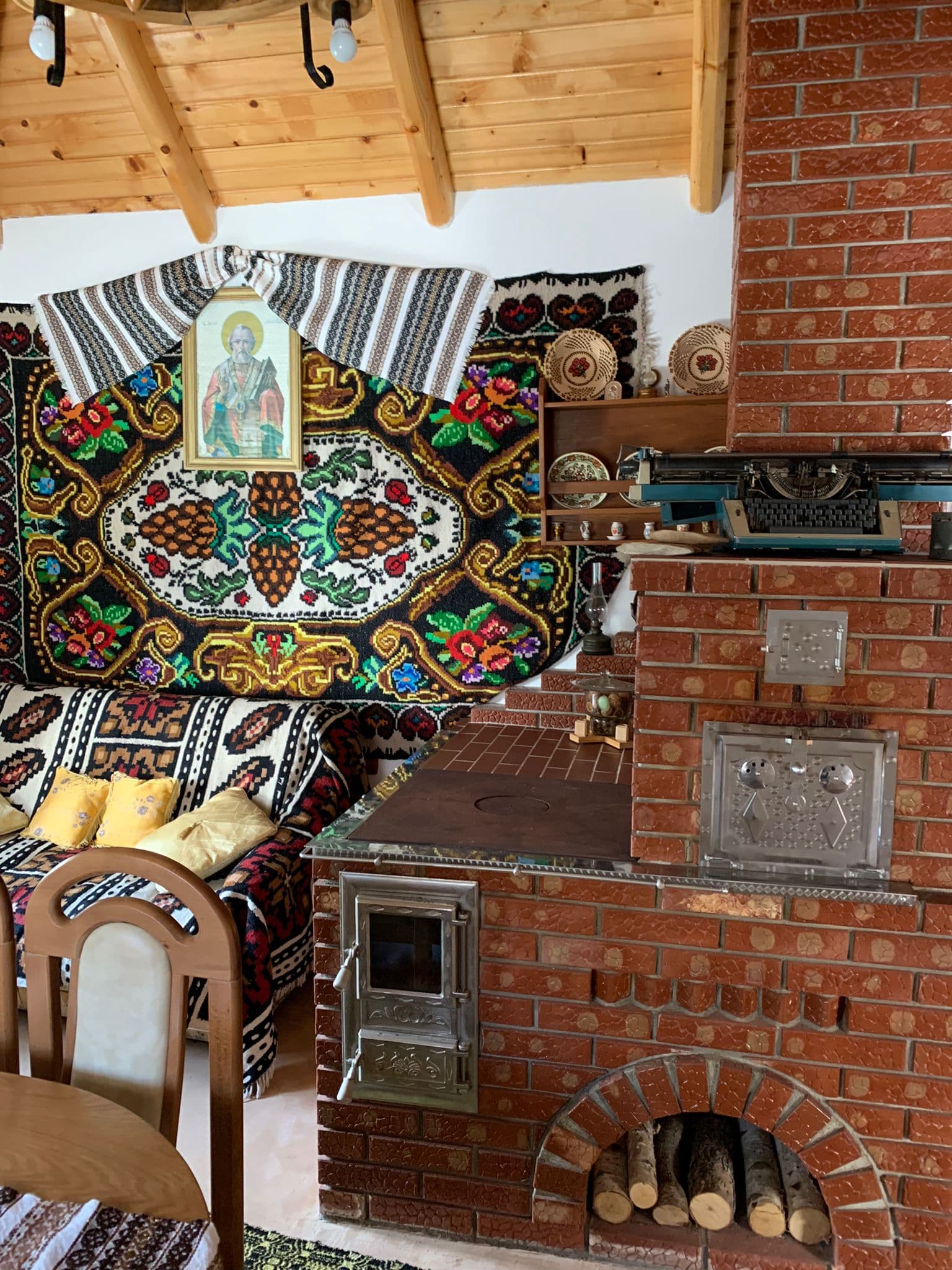 Casa de pe Deal Sadova - Imagine 18