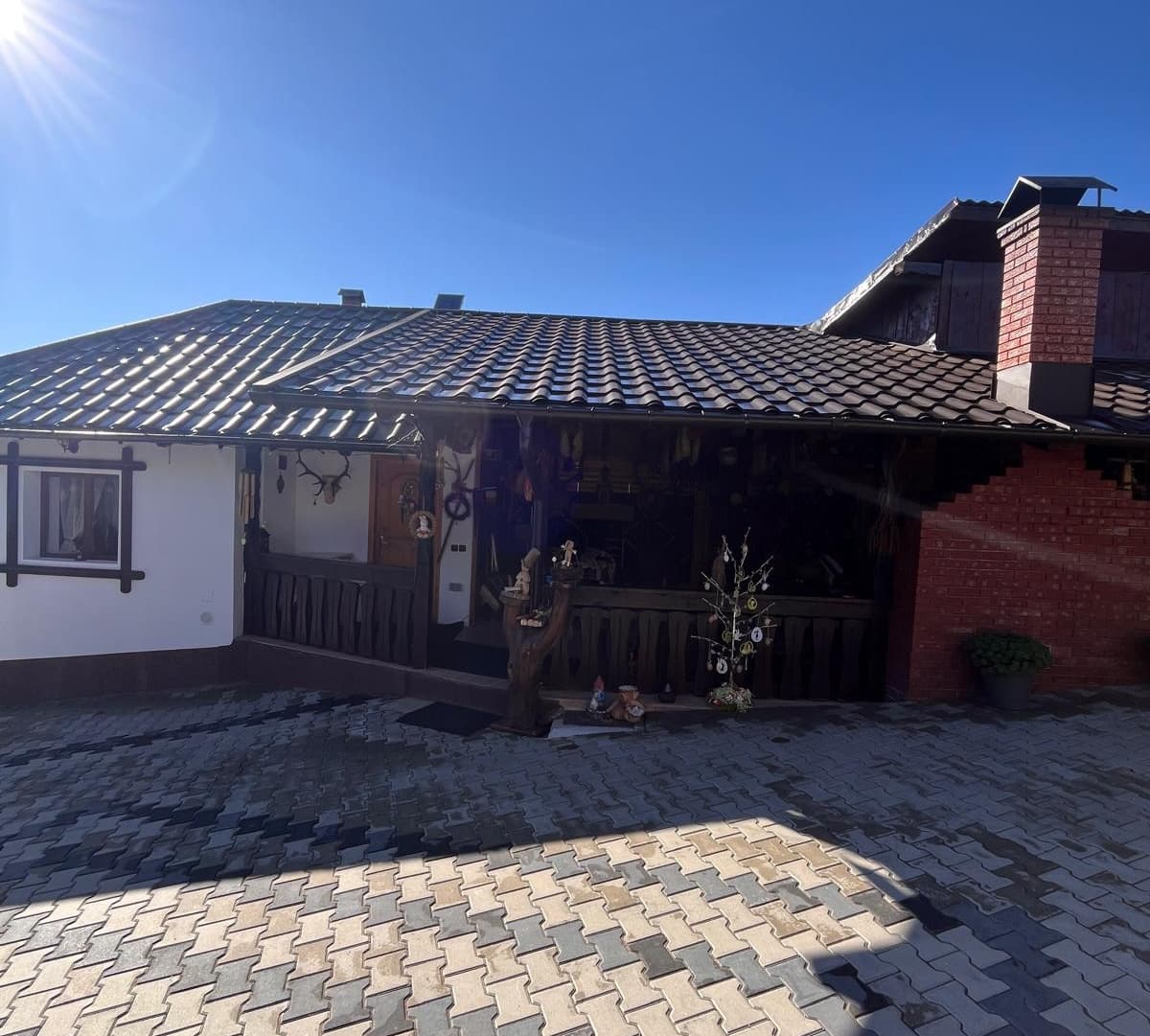 Casa de pe Deal Sadova - Exterior și curte, pensiune montana